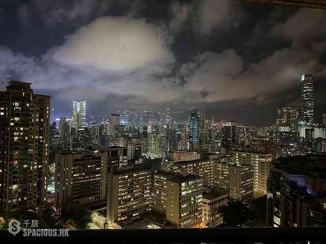 Yau Ma Tei - Parc Palais Block 9 12