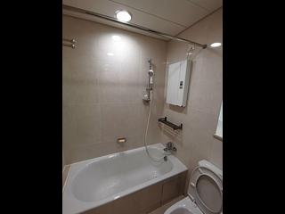 Wan Chai - The Zenith Phase 1 Block 2 06