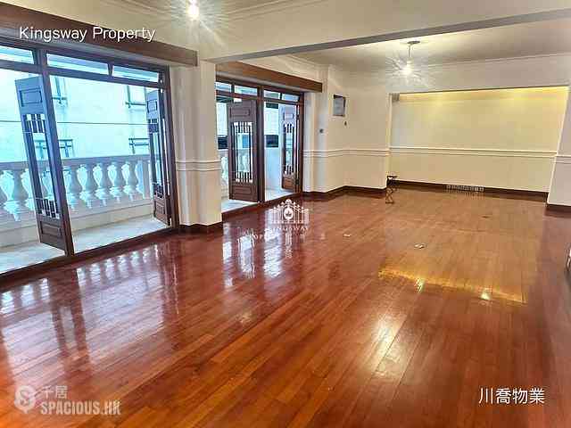 Mid Levels Central - Ivory Court 01