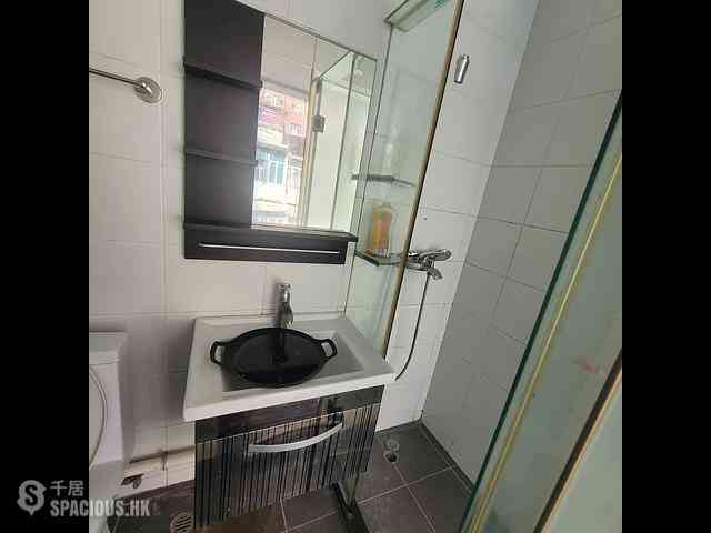 Mong Kok - 343, Portland Street 04