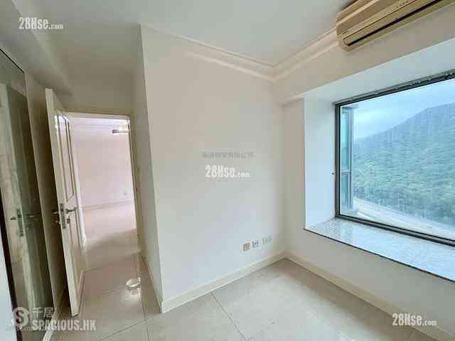 Tung Chung - Caribbean Coast Phase 2 Albany Cove Tower 7 04