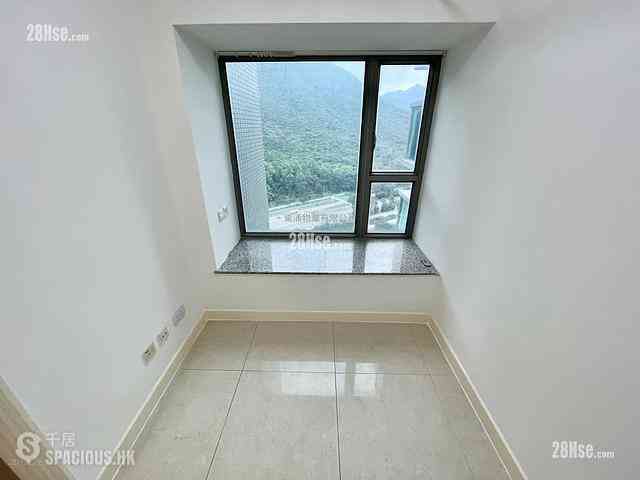 Tung Chung - Caribbean Coast Phase 2 Albany Cove Tower 7 07