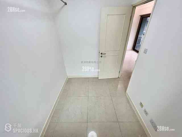 Tung Chung - Caribbean Coast Phase 2 Albany Cove Tower 7 13