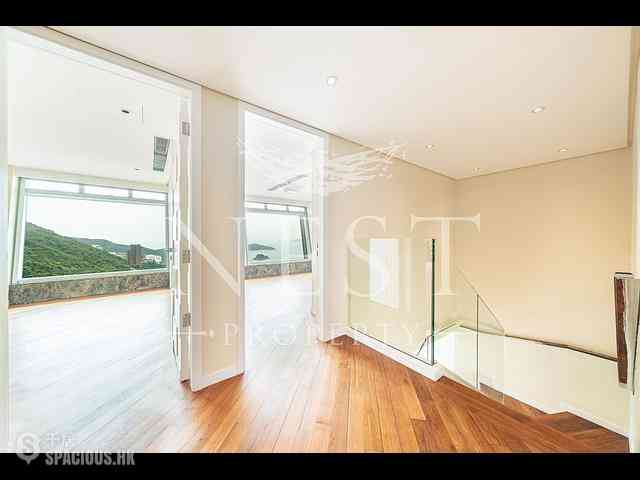 Repulse Bay - The Lily 08