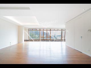 Repulse Bay - The Lily 13