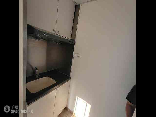 Mong Kok - Ngai Hing Mansion 03