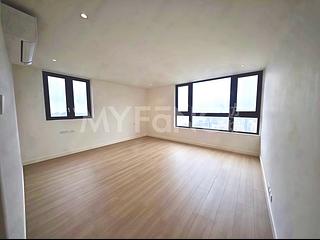 Happy Valley - Broadview Villa 02