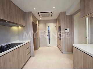 Happy Valley - Broadview Villa 12