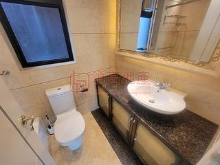 West Kowloon - The Arch 14