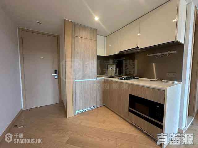 Tai Po - The Regent Block 10 07