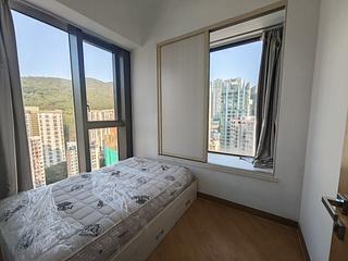 Tai Hang - Warrenwoods 04