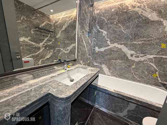 Wong Chuk Hang - The Southside Phase 3B Blue Coast Tower 2B 11