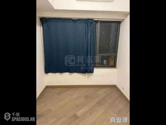 Tseung Kwan O - The Wings Ocean Wings Block 6A 03
