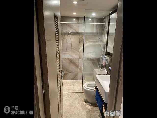 Tseung Kwan O - The Wings Ocean Wings Block 6A 04