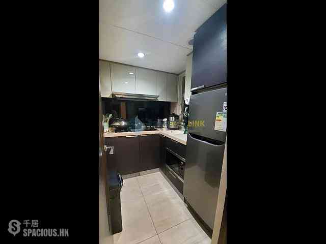 Sai Ying Pun - Centre Place 10