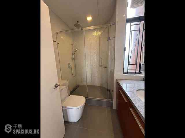 Jardines Lookout - Park Place Block A 07