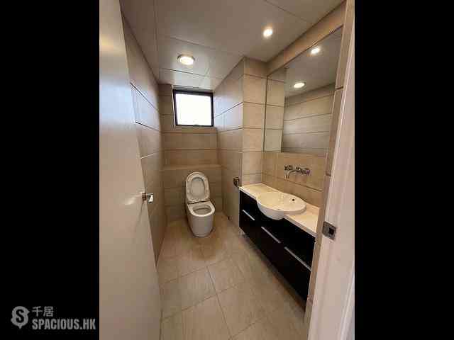 Jardines Lookout - Park Place Block A 09