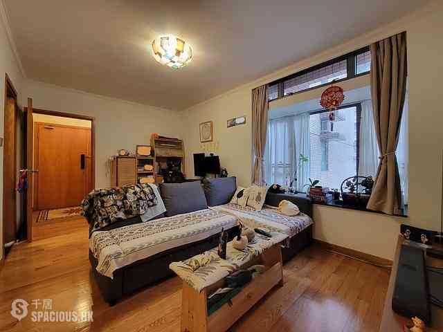 Central - Hollywood Terrace Block B 10