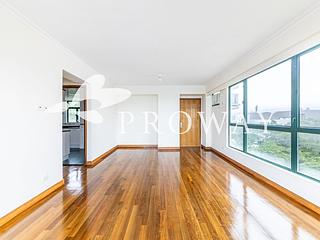 Stanley - Stanley Beach Villa 02
