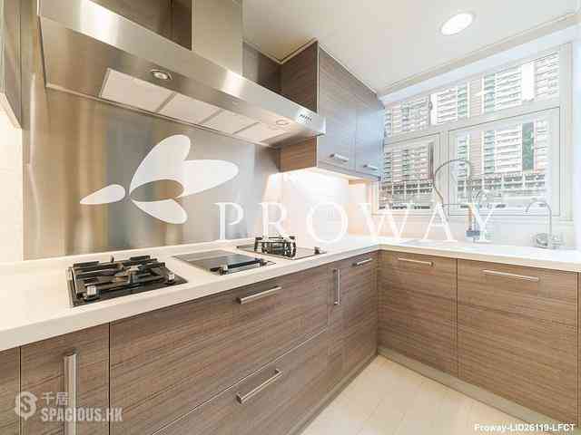 Pok Fu Lam - Baguio Villa Block 40 10