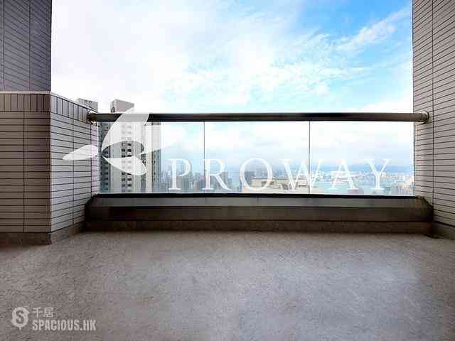 Jardines Lookout - Cavendish Heights Block 7 03