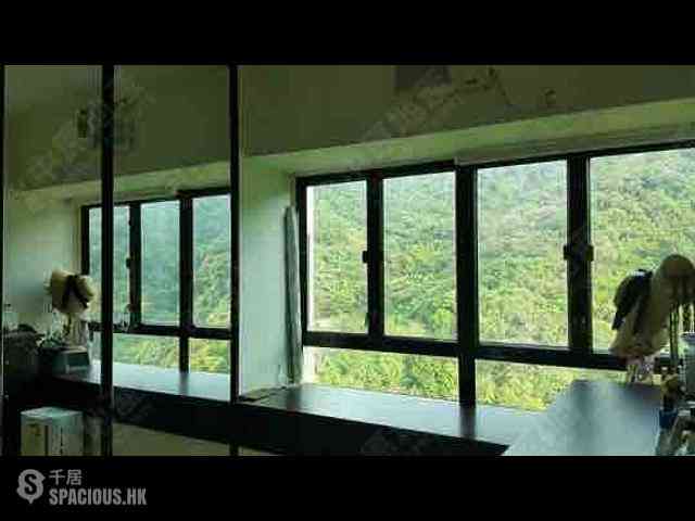 Kennedy Town - Serene Court 02