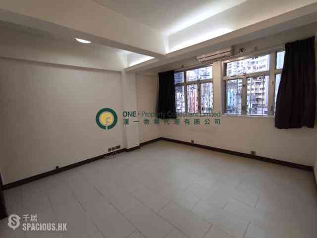 Sai Ying Pun - Tat Hing Building 01