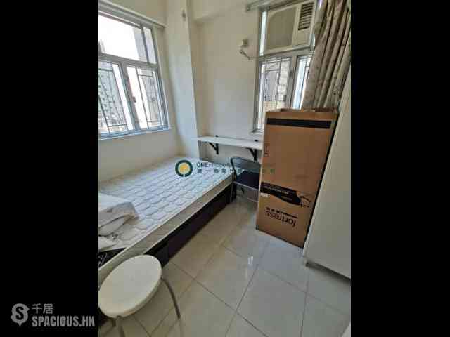 Sai Ying Pun - Tak Lee Building 05