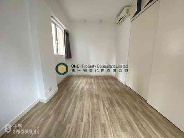 Sai Ying Pun - Sun Luen Building 07