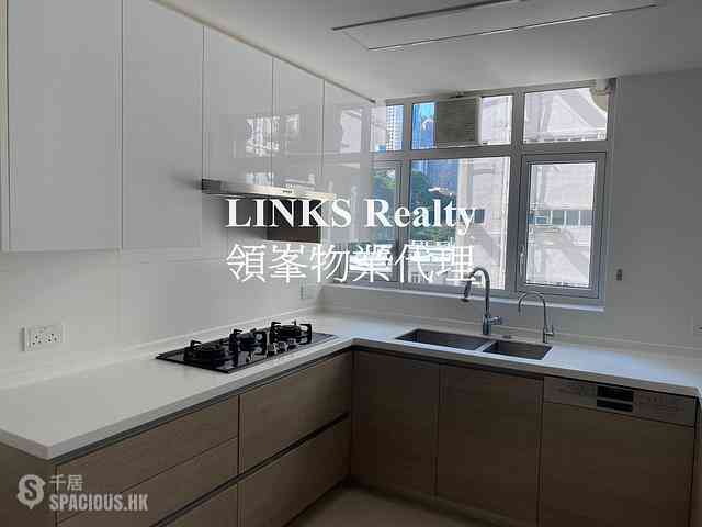 Mid Levels Central - Borrett Mansions 06