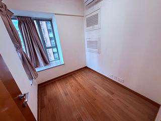 Tiu Keng Leng - Ocean Shores Phase 3 Block 17 04