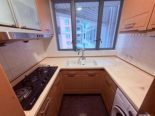 Tiu Keng Leng - Ocean Shores Phase 3 Block 17 05