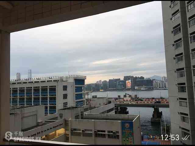 North Point - The Harbourside 01