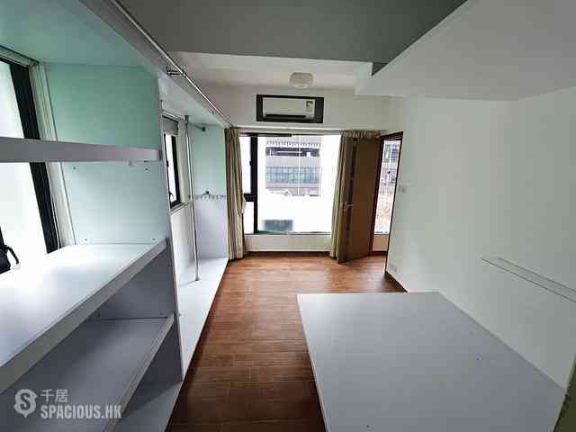 Wan Chai - Ming Yan Mansion 03