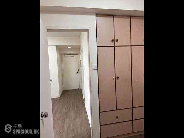Causeway Bay - Lok Sing Centre Block A 02