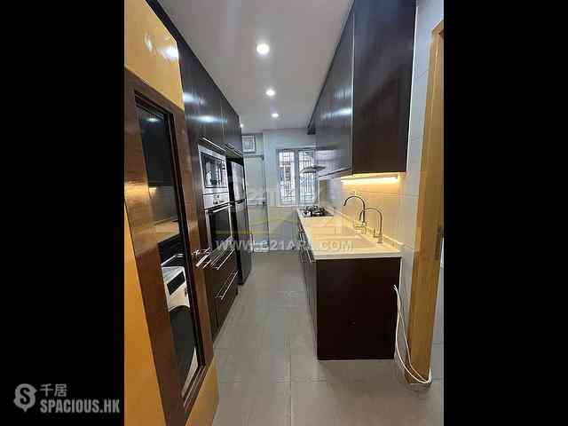 Mid Levels Central - Happy Mansion 05