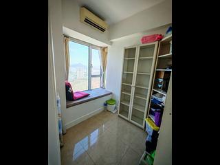Lohas Park - Lohas Park Phase 1 The Capitol Tower 3 07