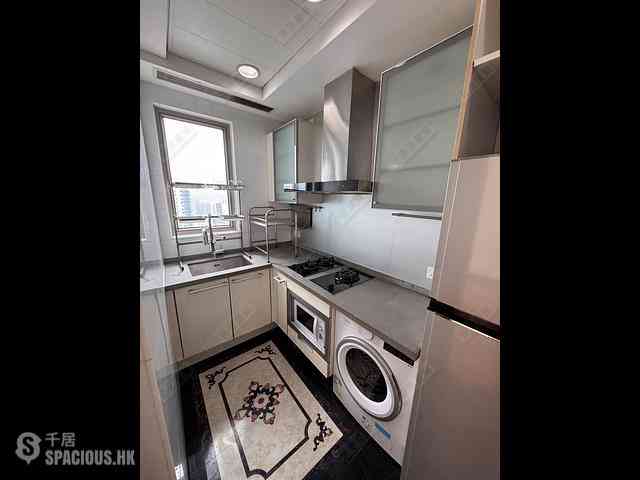 Tai Kok Tsui - One Silversea 03