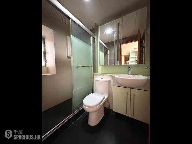 Tung Chung - Coastal Skyline Phase 1 Block 3 04