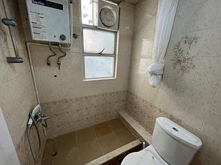 Wan Chai - Phoenix Court Block 2 12