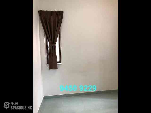 Sai Ying Pun - Sing Fai Building 12