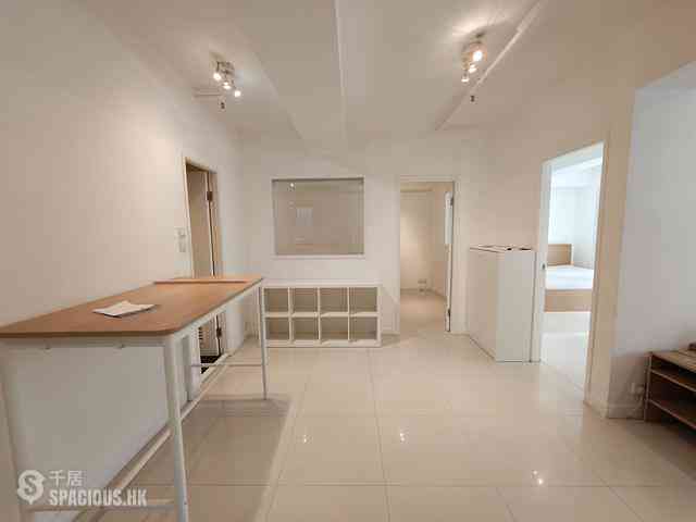 Sheung Wan - 8-10, Mercer Street 12