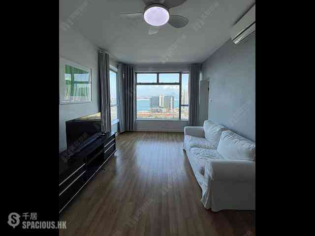 Tung Chung - Coastal Skyline Phase 1 Block 2 02