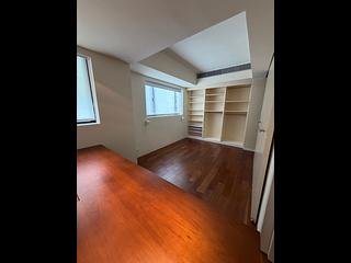 Poho - 32, Tung Street 14
