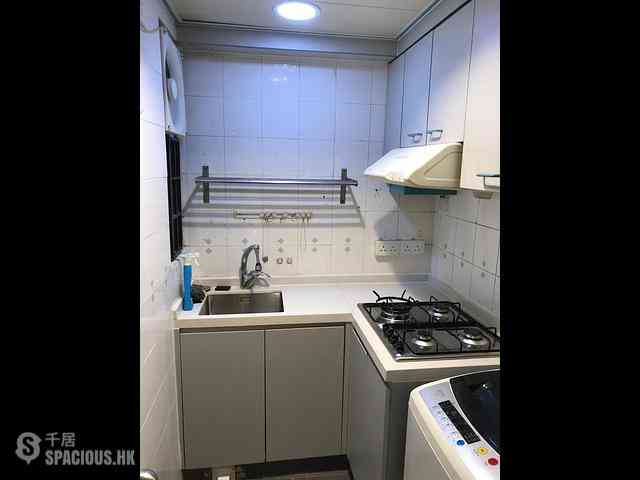 Tseung Kwan O - Finery Park Block 2 03