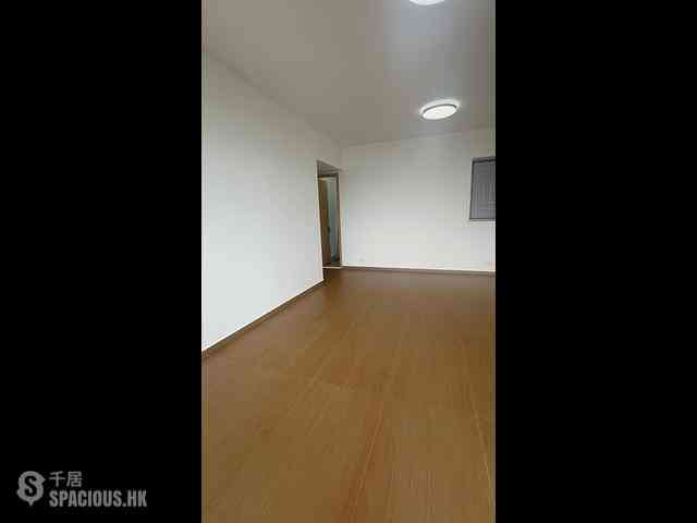Sai Ying Pun - Island Crest Block 2 02