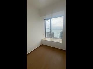 Sai Ying Pun - Island Crest Block 2 03