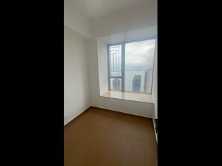 Sai Ying Pun - Island Crest Block 2 04