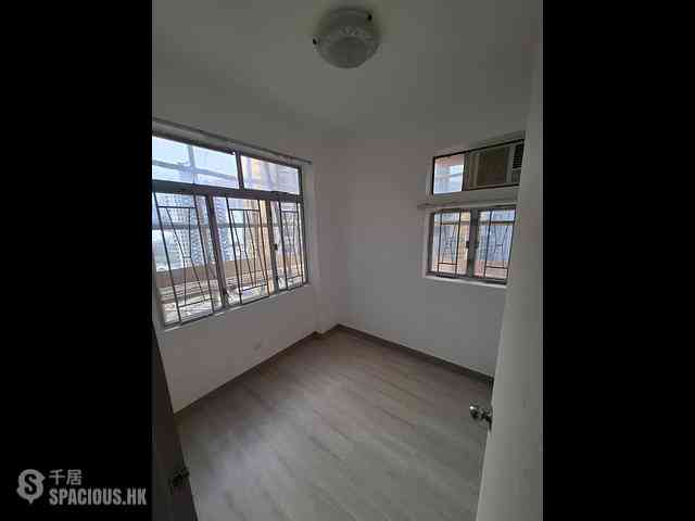 Causeway Bay - Lok Sing Centre Block B 06
