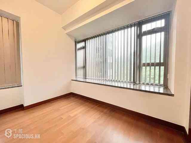 Tai Hang - Serenade Block 2 02